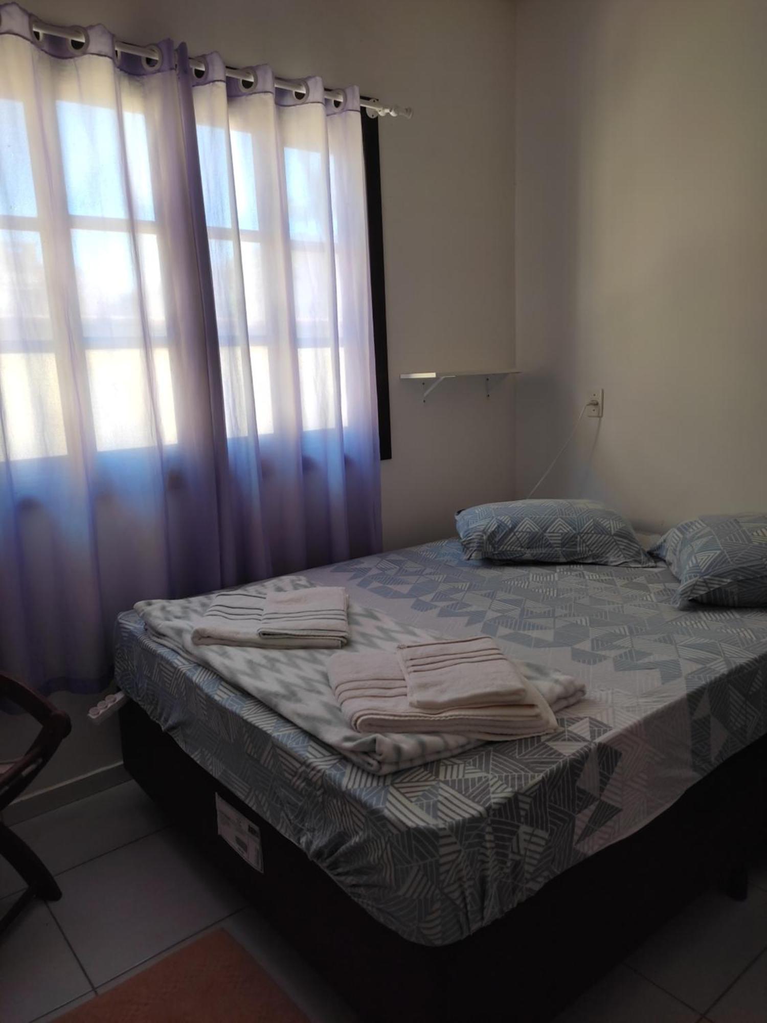 Um Quarto Em Casa Agradavel 페레케 외부 사진